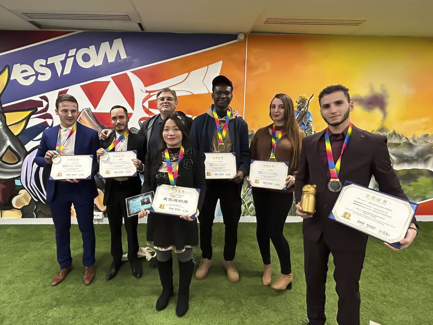 Éstiamiens champions du monde du hackathon Opathon
